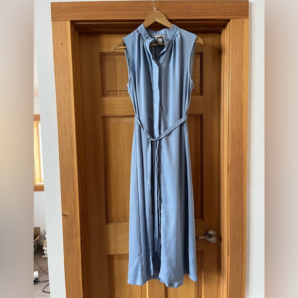 H & M button down dress size S